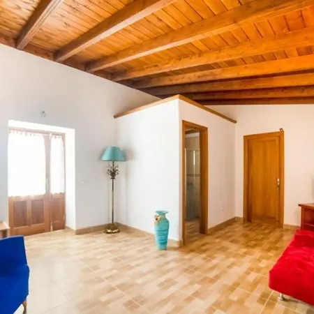 La Casa Del Bisa Holiday home Genoves